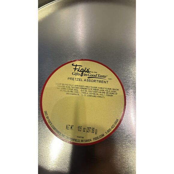 Vintage Figis Metal Tin  Can with Lid Country Farm Red Barn Sold Empty - Picture 9 of 9